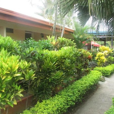 Wailoaloa Beach Resort Nadi Ngoại thất bức ảnh