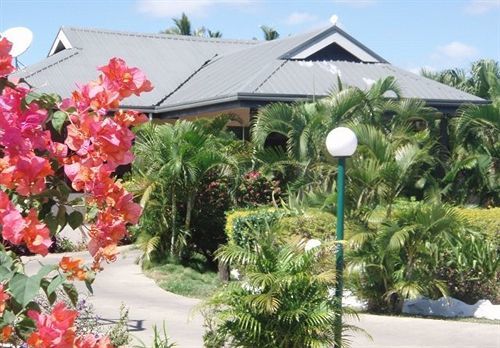 Wailoaloa Beach Resort Nadi Ngoại thất bức ảnh