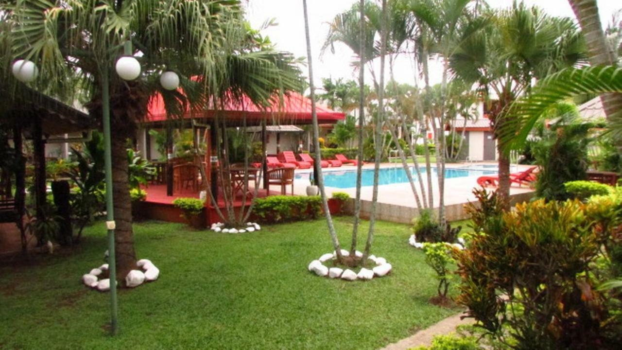 Wailoaloa Beach Resort Nadi Ngoại thất bức ảnh